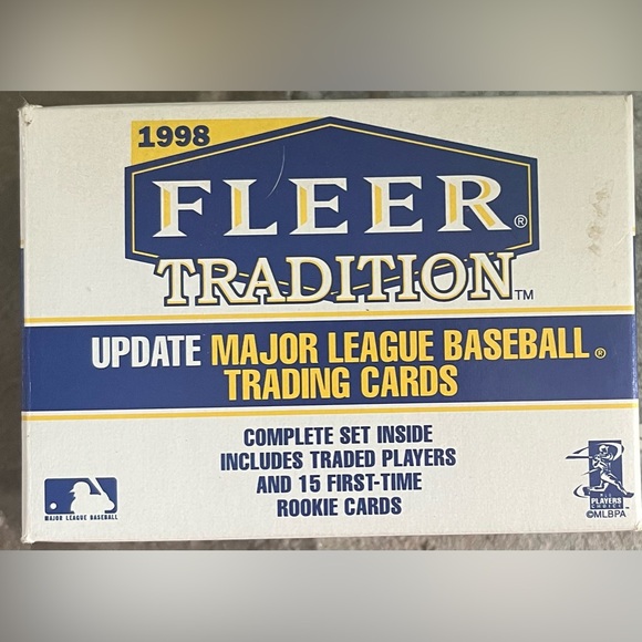 1998 Fleer Update MLB Trading Card Set - Picture 1 of 4